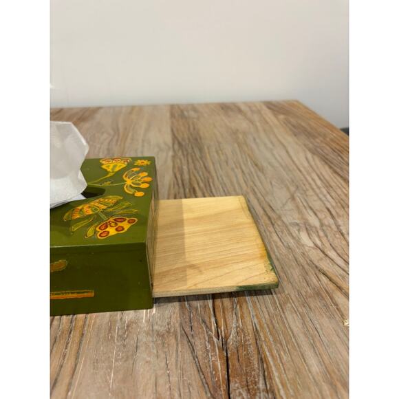 Vintage Boho Floral Tissue Box Cover Hand Painted Green Folk Art 1970s Decoupage - Picture 7 of 7